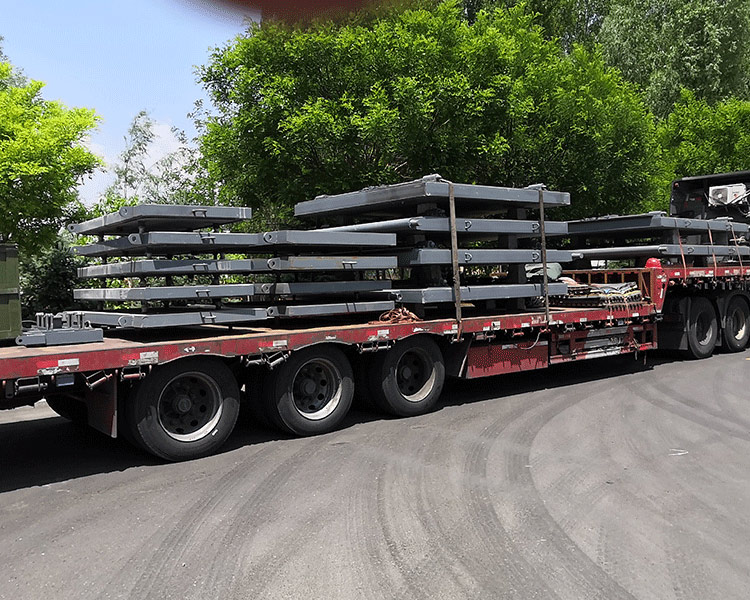 三億人防門公司談談太原人防門中的封堵板的知識