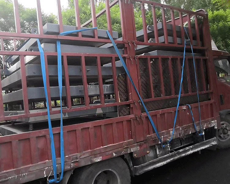 三億人防門公司告訴您輕質(zhì)人防門和普通人防門有什么區(qū)別？