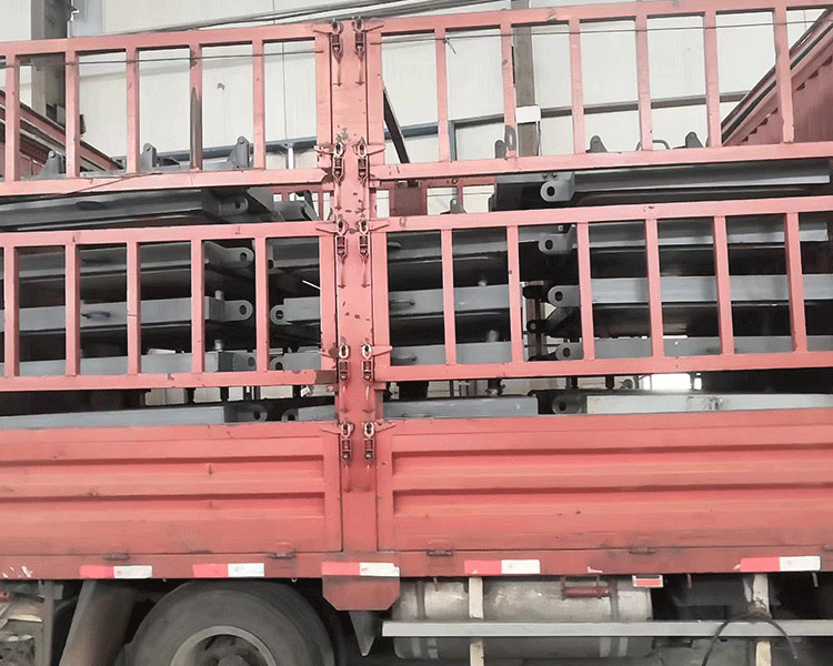 三億人防門工程公司：太原人防戰(zhàn)時進(jìn)排風(fēng)系統(tǒng)口一般采用的防護(hù)措施是啥？